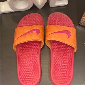 Nike slides